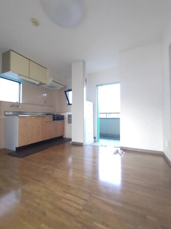 三陽マンションの物件内観写真